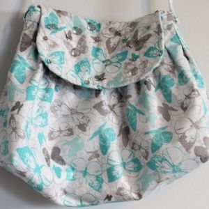 🦋 BRAND NEW Handmade Butterfly Purse (1)